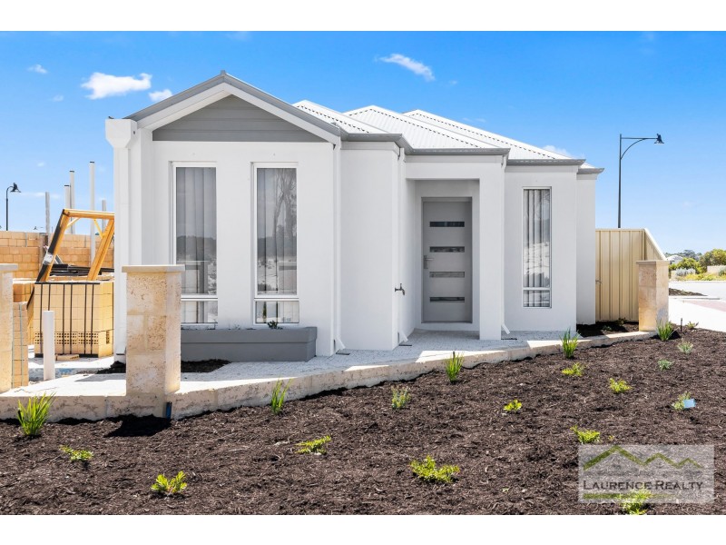 17 Reef Break Drive, Two Rocks WA 6037