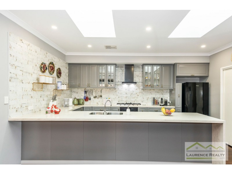 21 Newmarket Parade, Butler WA 6036