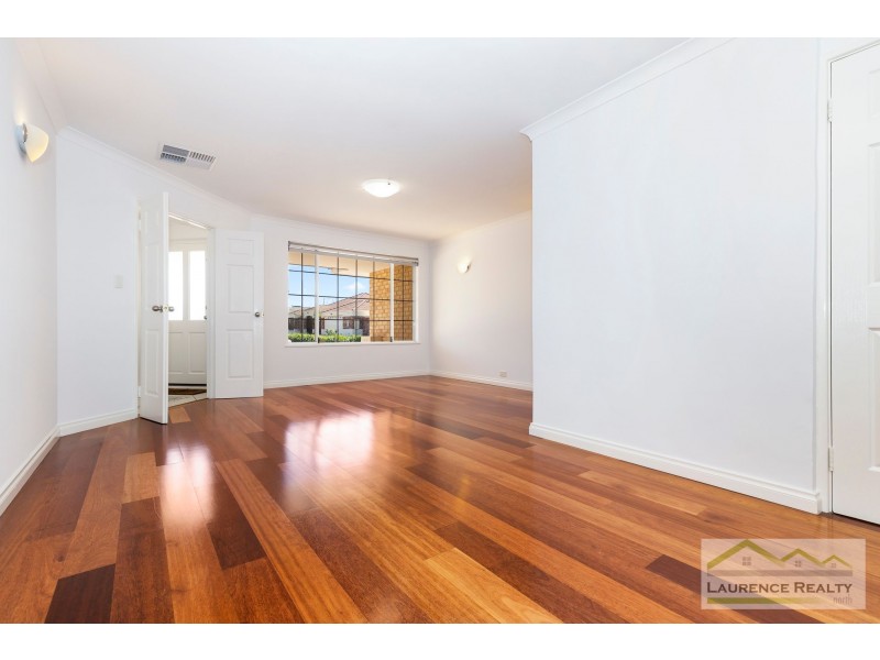 32 Rothesay Heights, Mindarie WA 6030