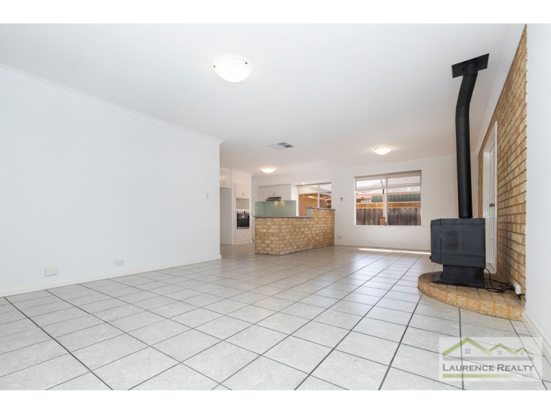 32 Rothesay Heights, Mindarie WA 6030