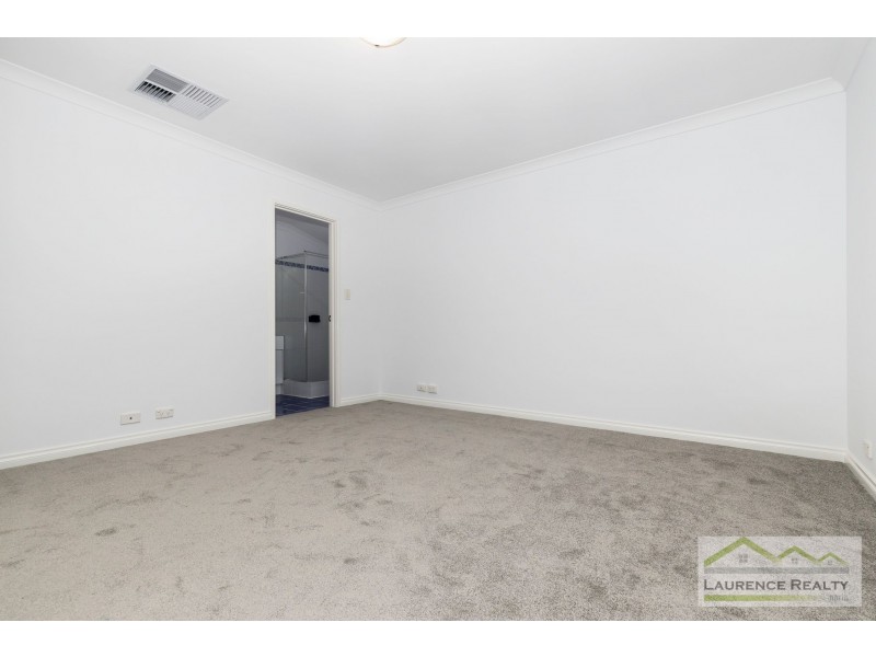 32 Rothesay Heights, Mindarie WA 6030