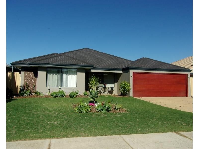 33 Vanderlin Crescent, Ridgewood WA 6030