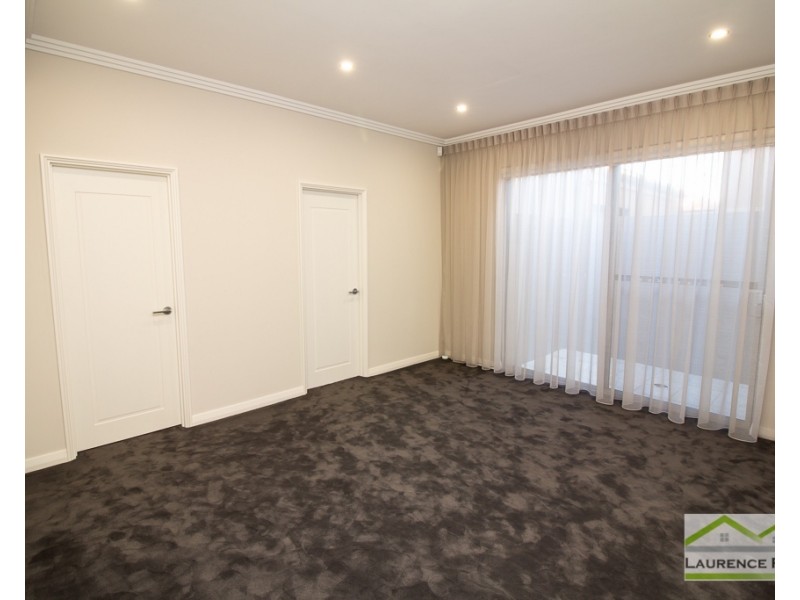 1/4 Itea Place, Mindarie WA 6030