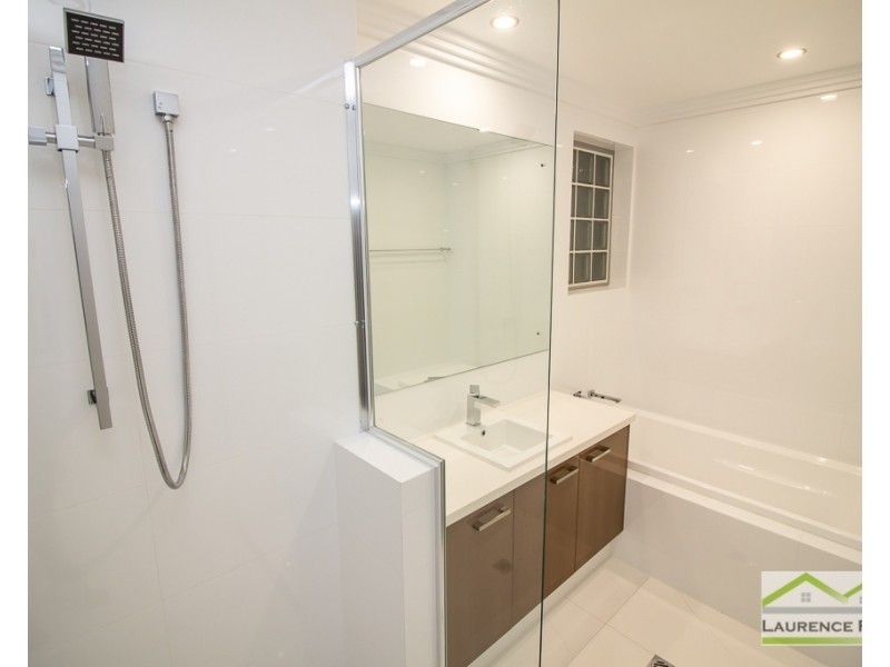 1/4 Itea Place, Mindarie WA 6030