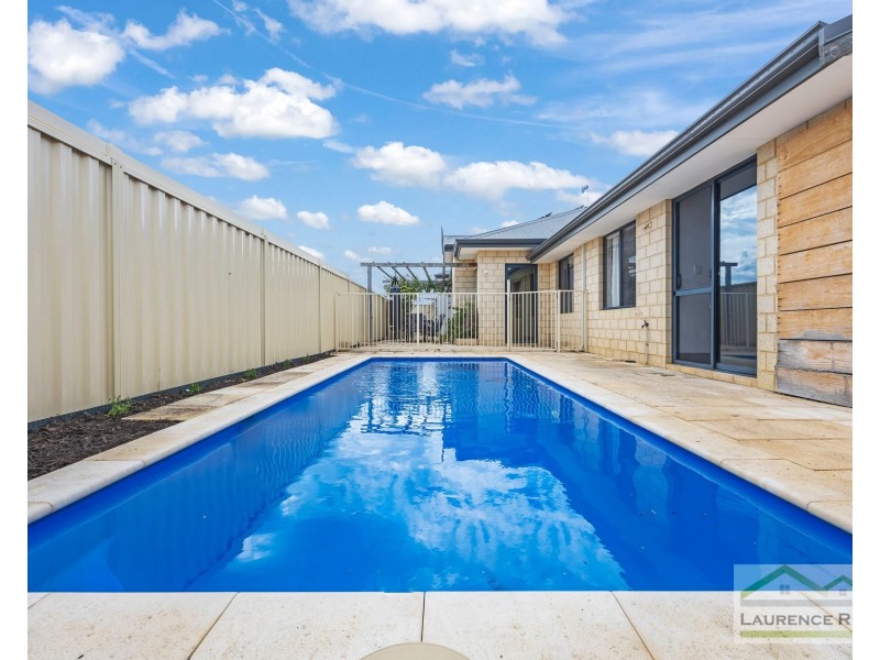 6 Moorlinch Street, Butler WA 6036