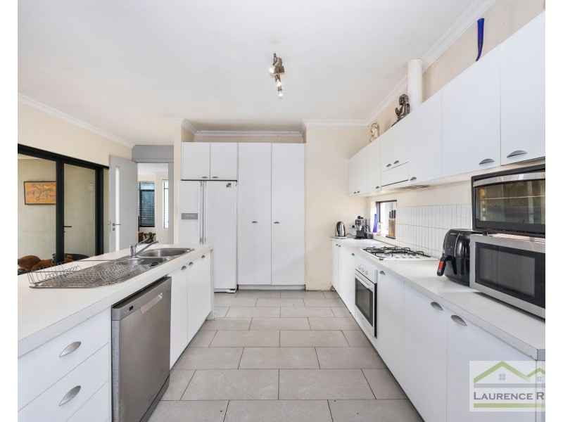 6 Moorlinch Street, Butler WA 6036