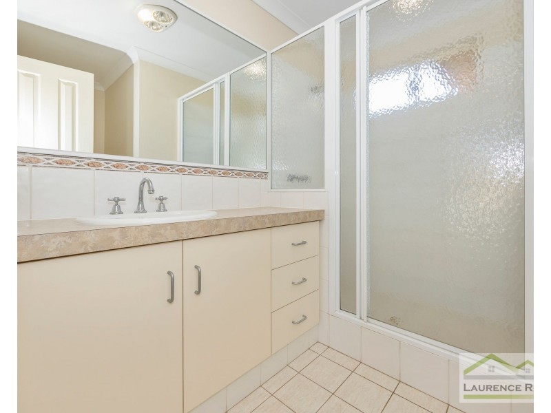 10 Moorlinch Street, Butler WA 6036