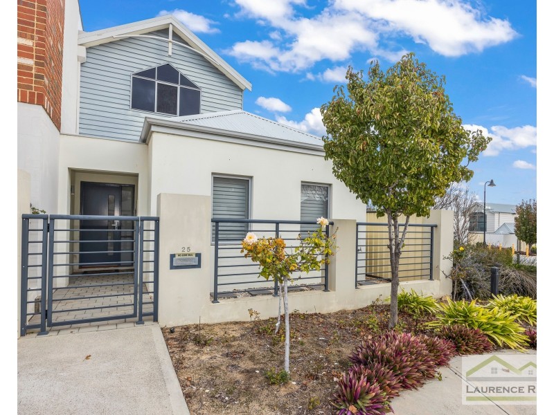 25 Eveleigh Boulevard, Clarkson WA 6030