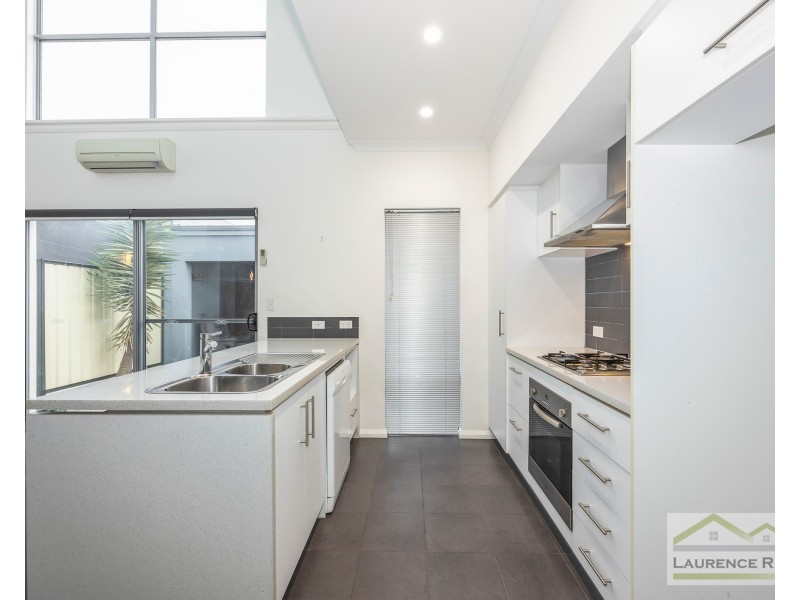 25 Eveleigh Boulevard, Clarkson WA 6030