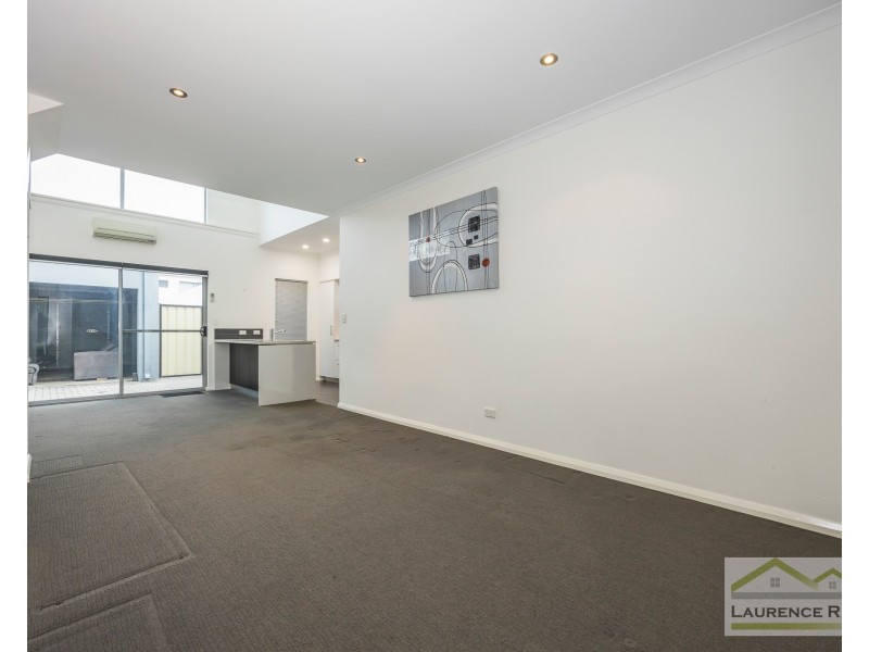 25 Eveleigh Boulevard, Clarkson WA 6030