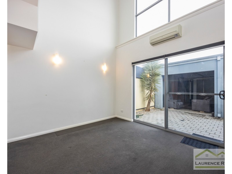 25 Eveleigh Boulevard, Clarkson WA 6030