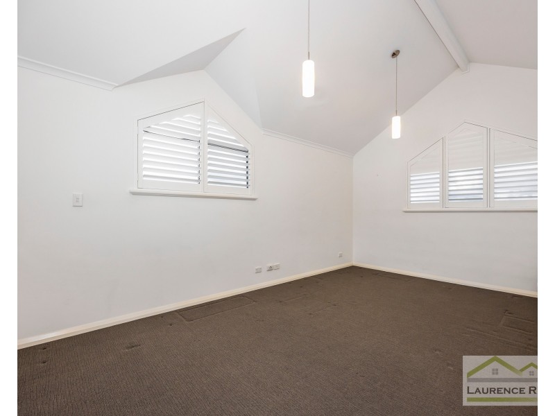 25 Eveleigh Boulevard, Clarkson WA 6030