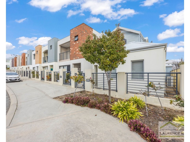 25 Eveleigh Boulevard, Clarkson WA 6030