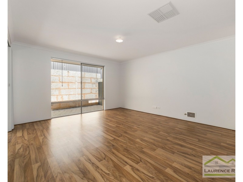 6 Alizarin Loop, Eglinton WA 6034