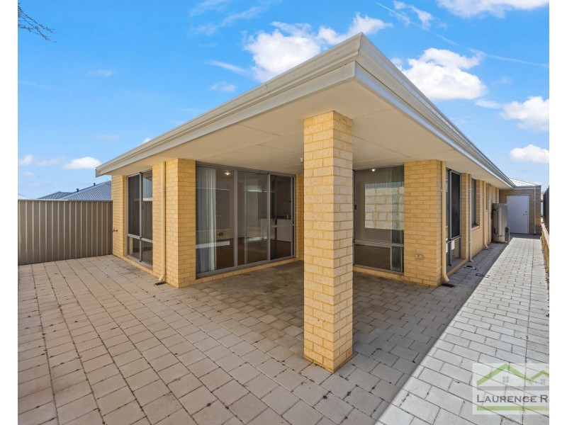 6 Alizarin Loop, Eglinton WA 6034