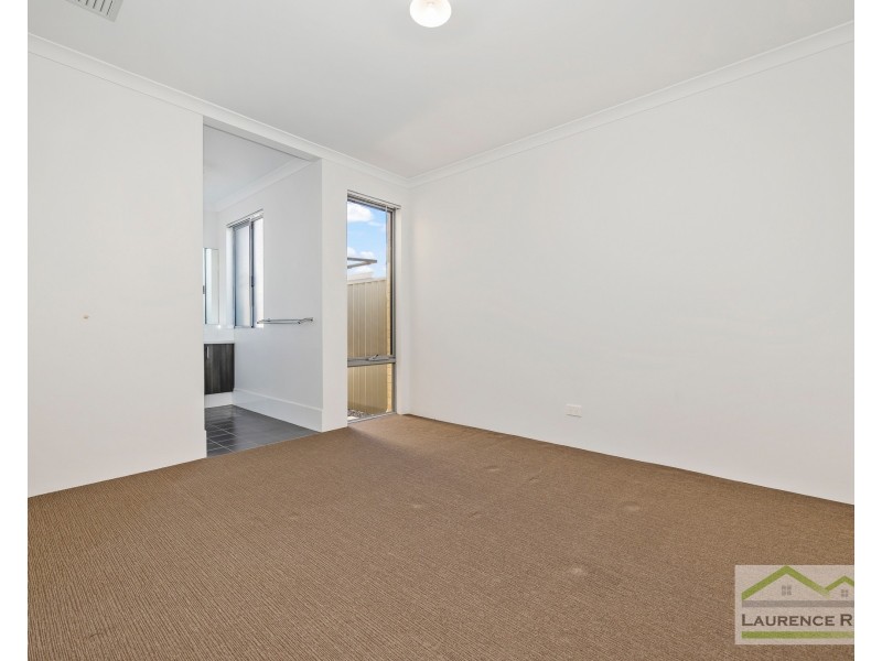 6 Alizarin Loop, Eglinton WA 6034