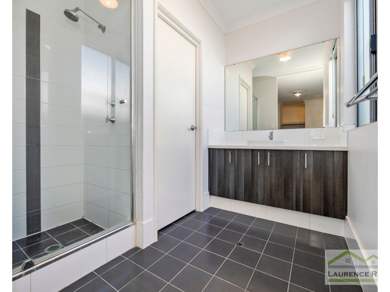 6 Alizarin Loop, Eglinton WA 6034