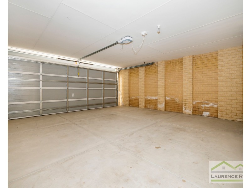 6 Alizarin Loop, Eglinton WA 6034