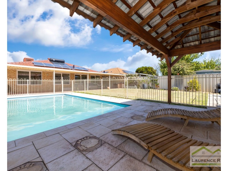 11 Dilkera Place, Quinns Rocks WA 6030