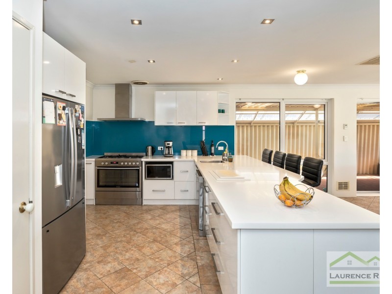 11 Dilkera Place, Quinns Rocks WA 6030