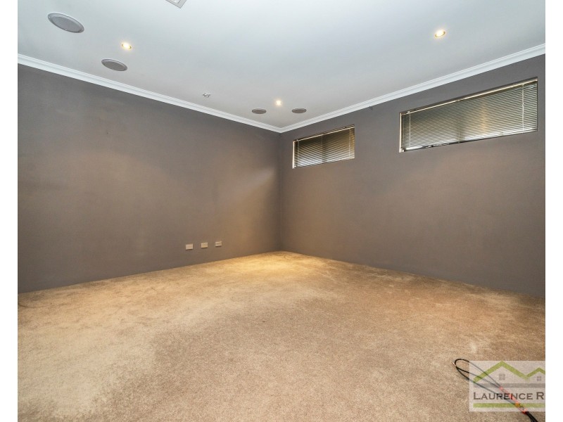 37 Blackwood Meander, Yanchep WA 6035