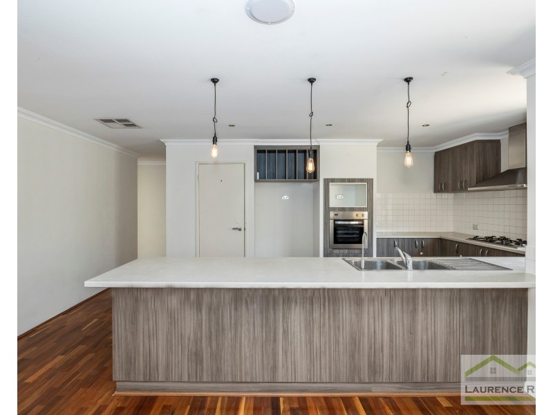 37 Blackwood Meander, Yanchep WA 6035