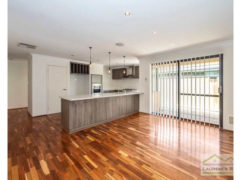 37 Blackwood Meander, Yanchep WA 6035