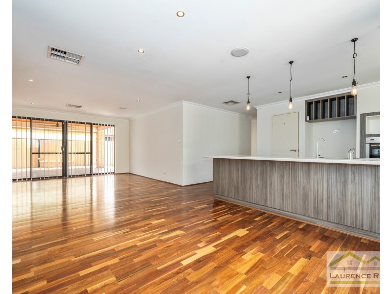 37 Blackwood Meander, Yanchep WA 6035