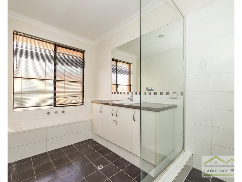 37 Blackwood Meander, Yanchep WA 6035