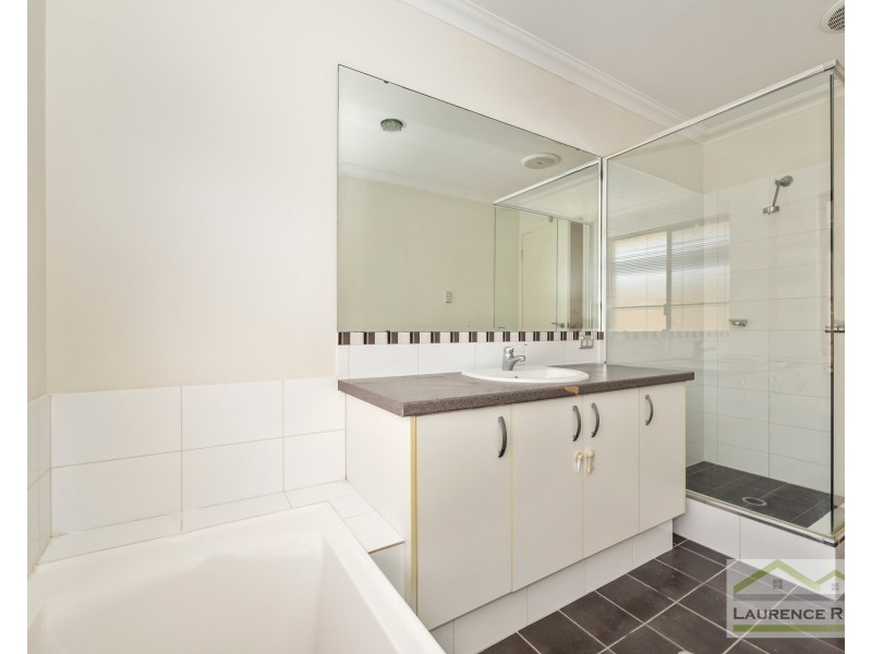 37 Blackwood Meander, Yanchep WA 6035