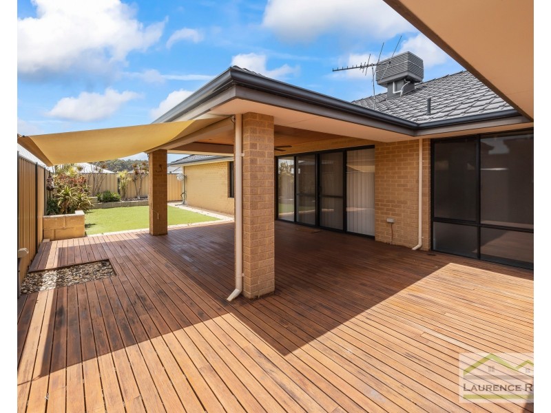 37 Blackwood Meander, Yanchep WA 6035