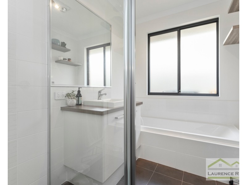 25 Kaburua Road, Clarkson WA 6030