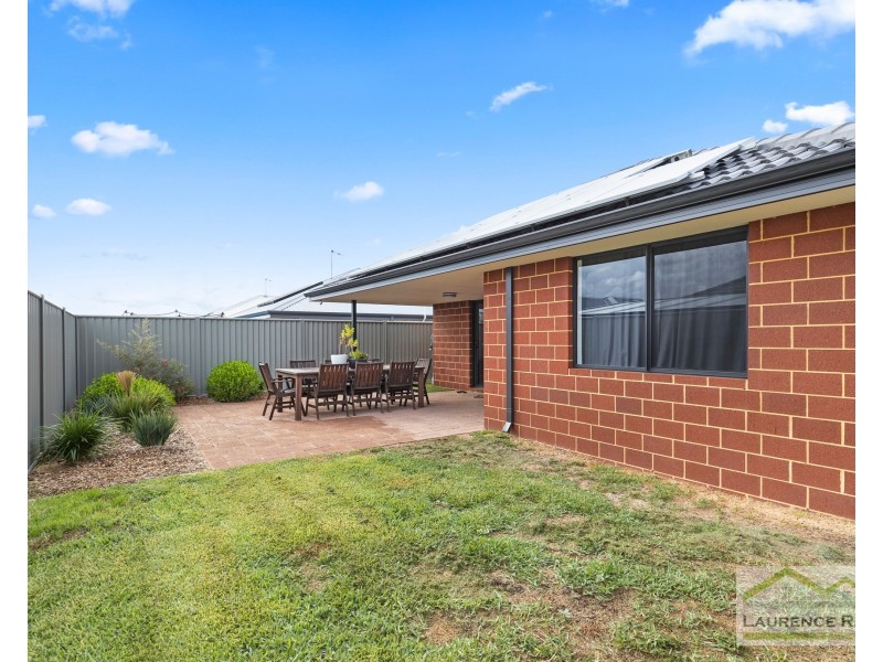 25 Kaburua Road, Clarkson WA 6030