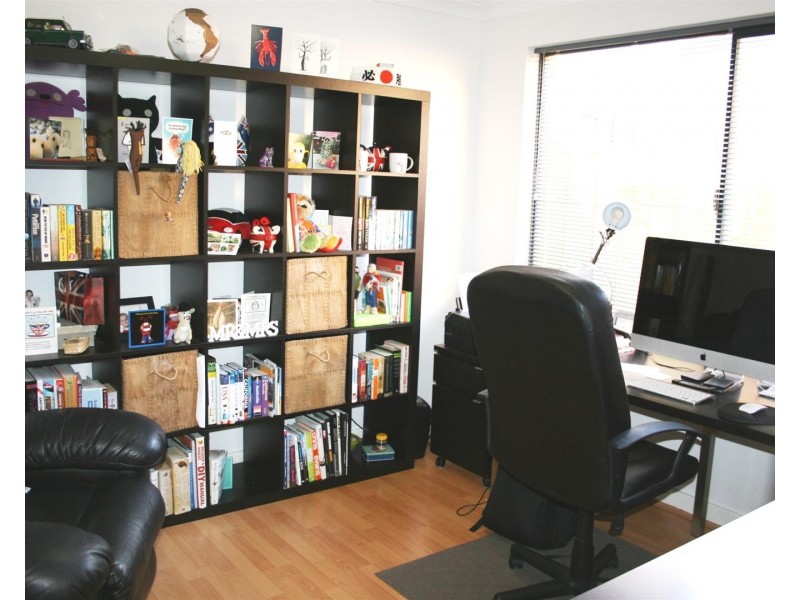 3/8 Keys Close, Mindarie WA 6030