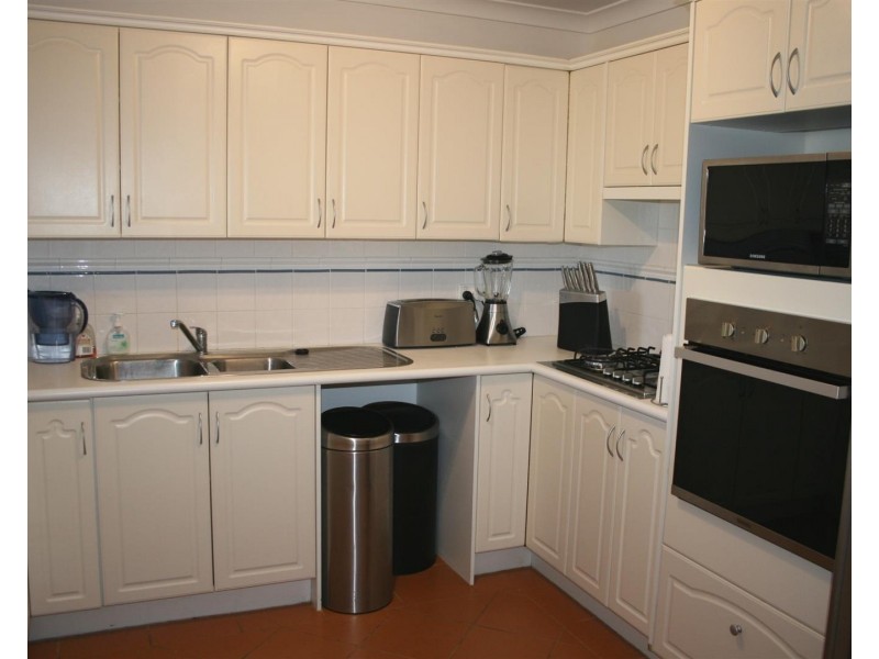 3/8 Keys Close, Mindarie WA 6030