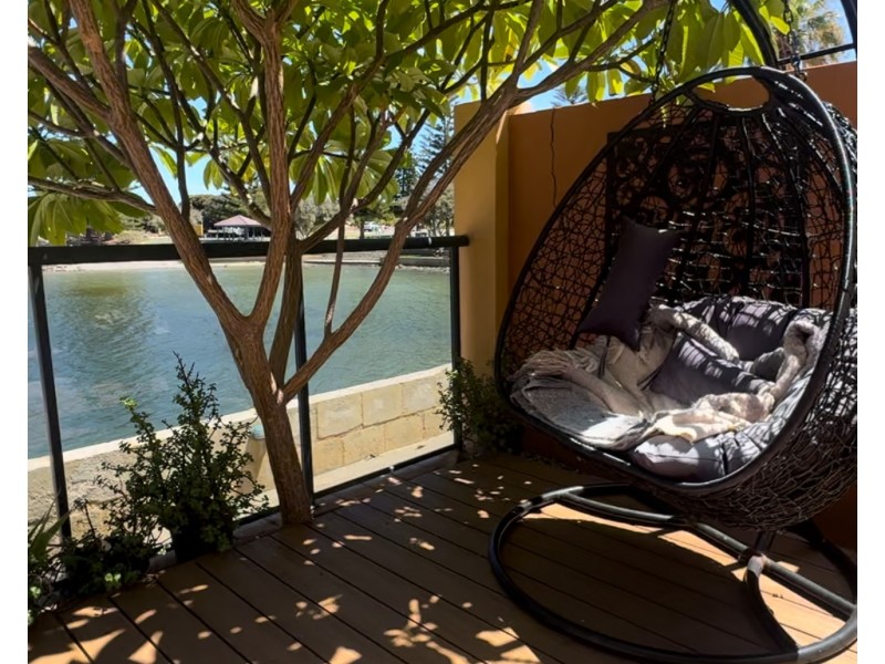 3/8 Keys Close, Mindarie WA 6030