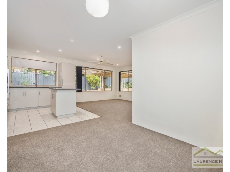 12 Shinners Green, Clarkson WA 6030
