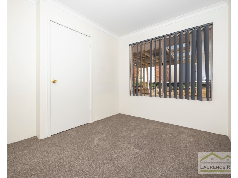 12 Shinners Green, Clarkson WA 6030