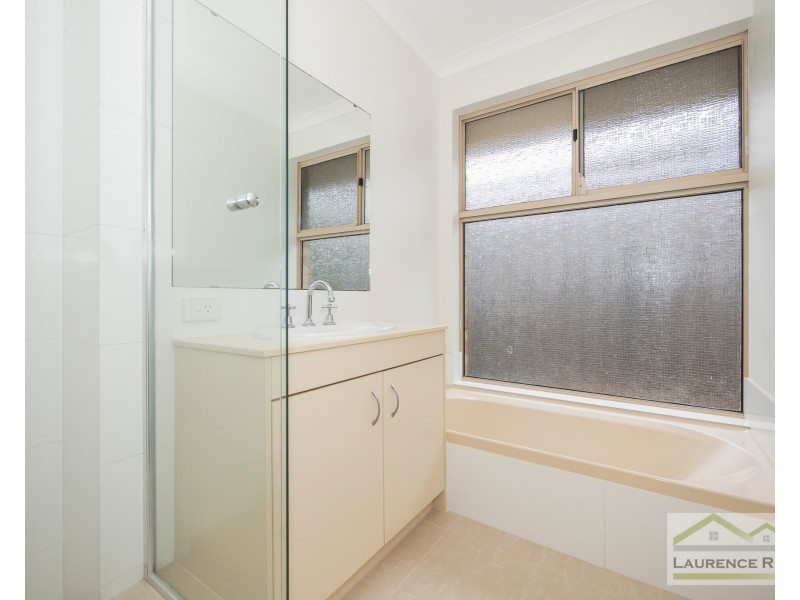 12 Shinners Green, Clarkson WA 6030