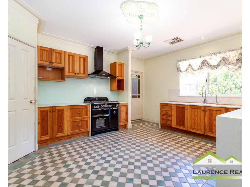 46 Abbeville Circle, Mindarie WA 6030