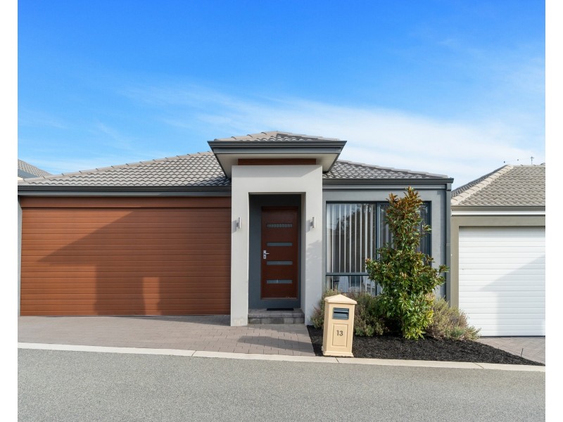 13 Rosemount Entrance, Pearsall WA 6065