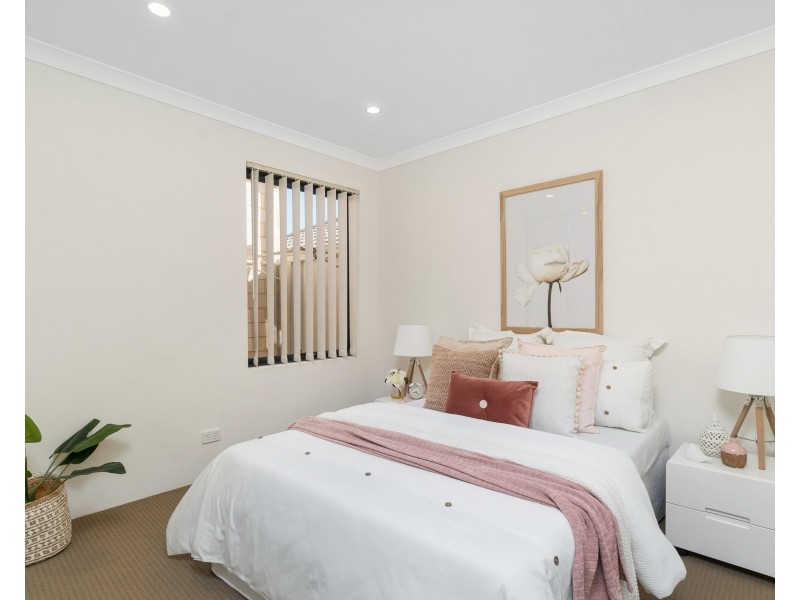 13 Rosemount Entrance, Pearsall WA 6065