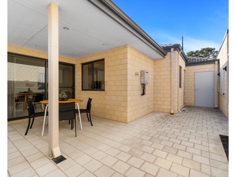 13 Rosemount Entrance, Pearsall WA 6065