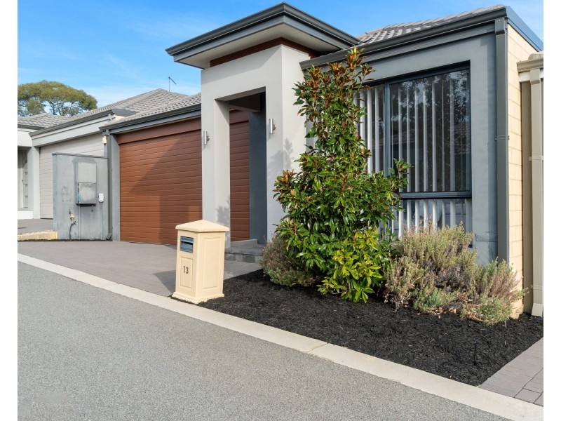 13 Rosemount Entrance, Pearsall WA 6065