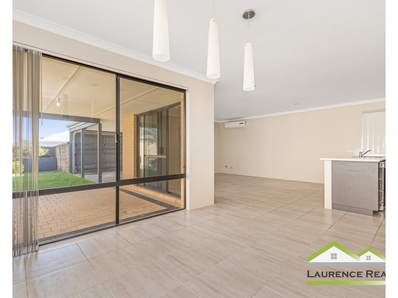 36 Finglas Meander, Butler WA 6036