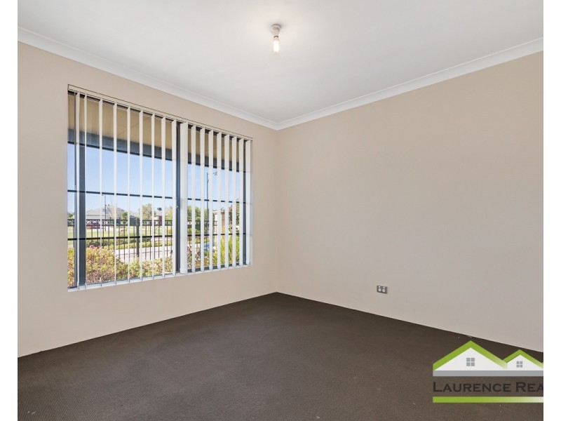 36 Finglas Meander, Butler WA 6036