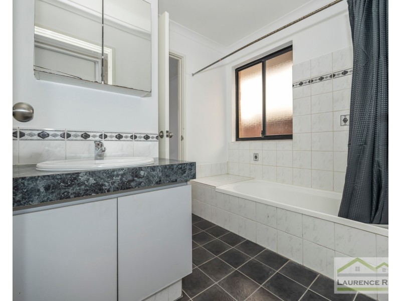 9 Ferry Way, Quinns Rocks WA 6030