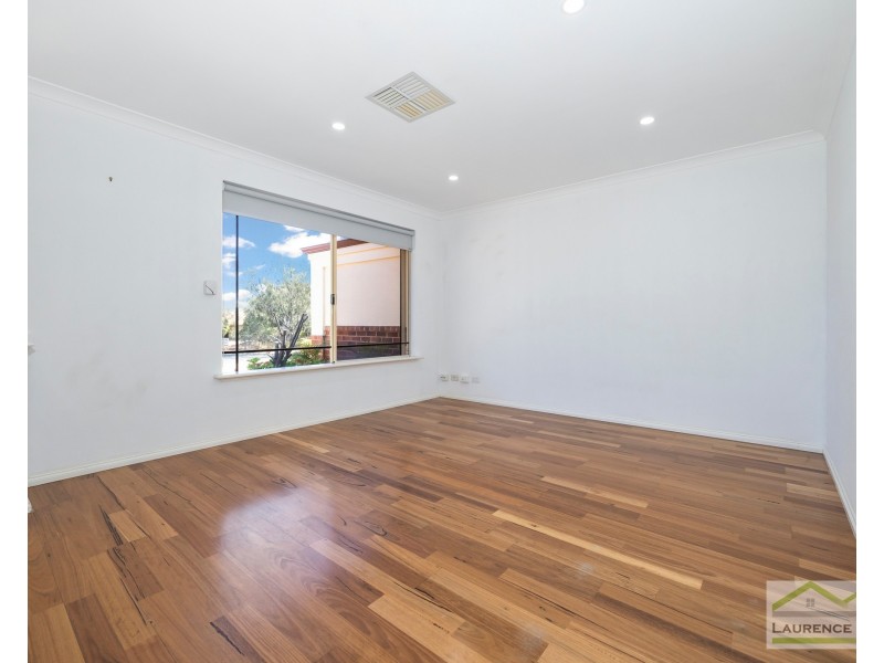 31 Savona Grove, Mindarie WA 6030