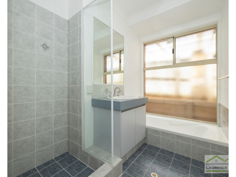 31 Savona Grove, Mindarie WA 6030