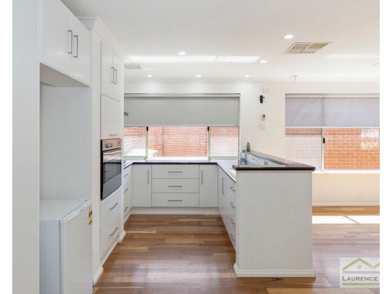 31 Savona Grove, Mindarie WA 6030